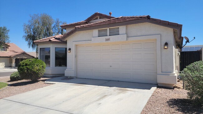 Foto del edificio - Great neighborhood in Litchfield Park!