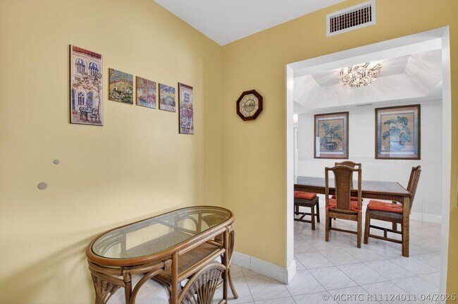 Foto del edificio - 15109 Ashland Dr