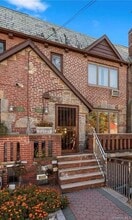 Building Photo - 81-22 77th Ave