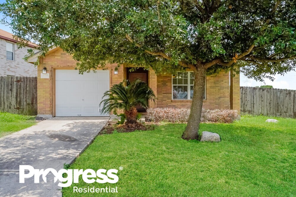 Foto principal - 8007 Heights Valley