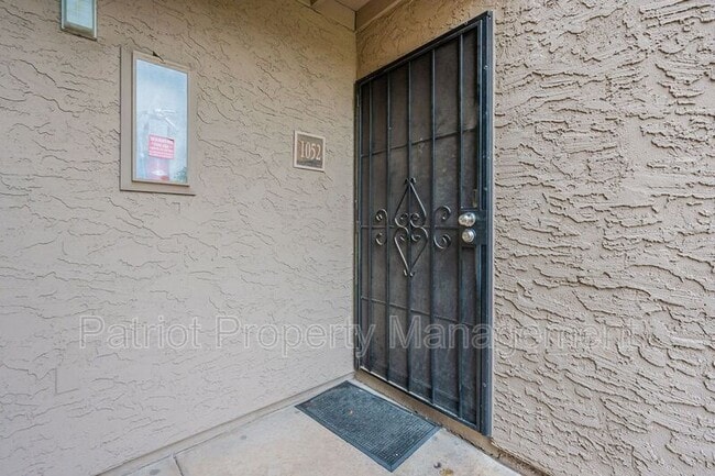 Building Photo - 5995 N 78th St