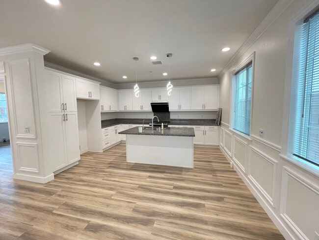 Foto del edificio - 13863 Prickly Pear Ln