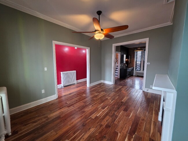 Foto del edificio - 148 S Swan St