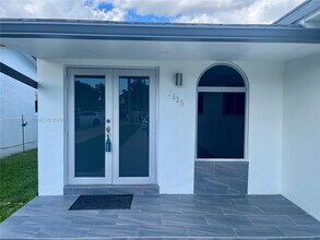 Building Photo - 7113 SW 21st St