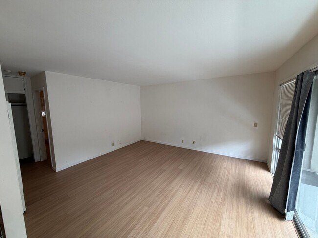 Foto del edificio - 1 bed 1 bath condo in Orinda