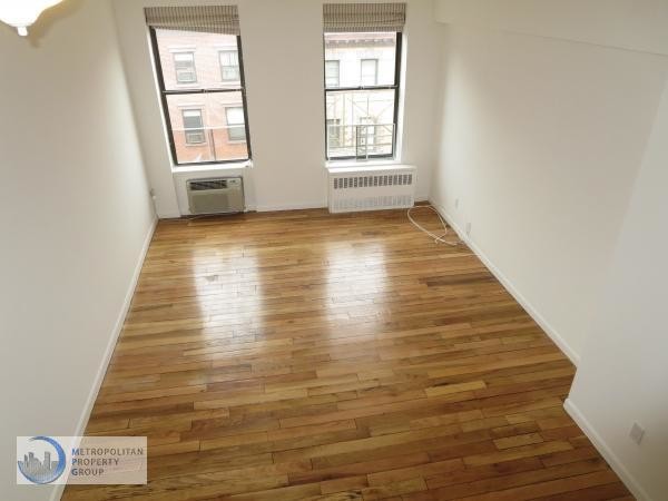 Building Photo - Large Studio Duplex Loft in the Village