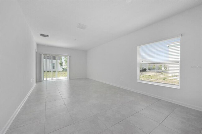 Foto del edificio - 2205 Aquifer Ln