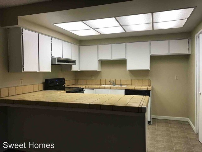 Building Photo - 7202 Willow Wind Ct