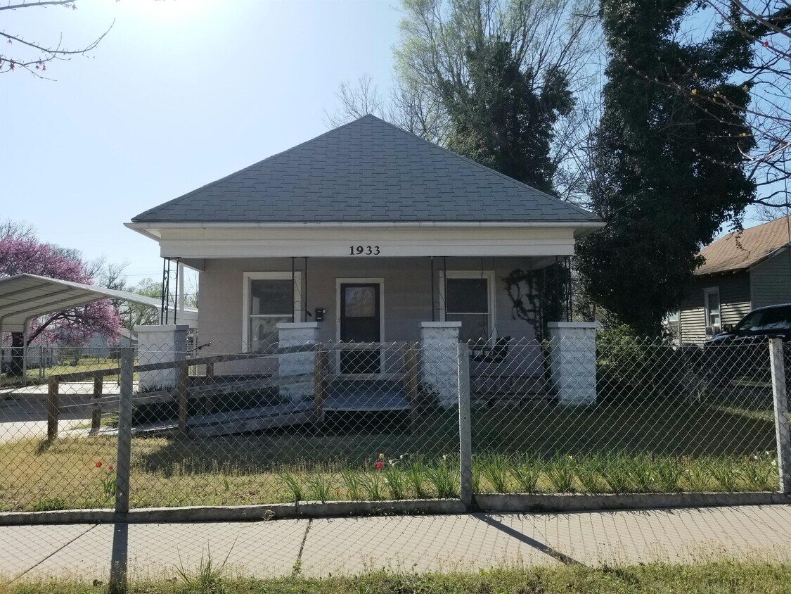 1933 S Palisade St, Wichita, KS 67213 House Rental in Wichita, KS