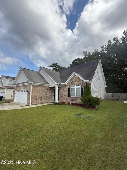 Building Photo - 103 Coree Way