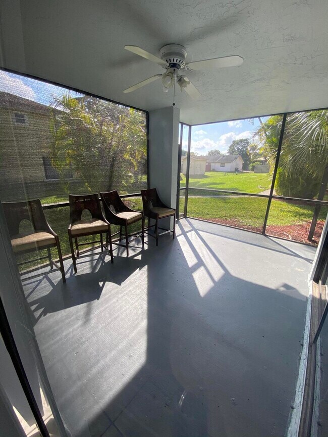 Building Photo - 12641 Westhampton Cir