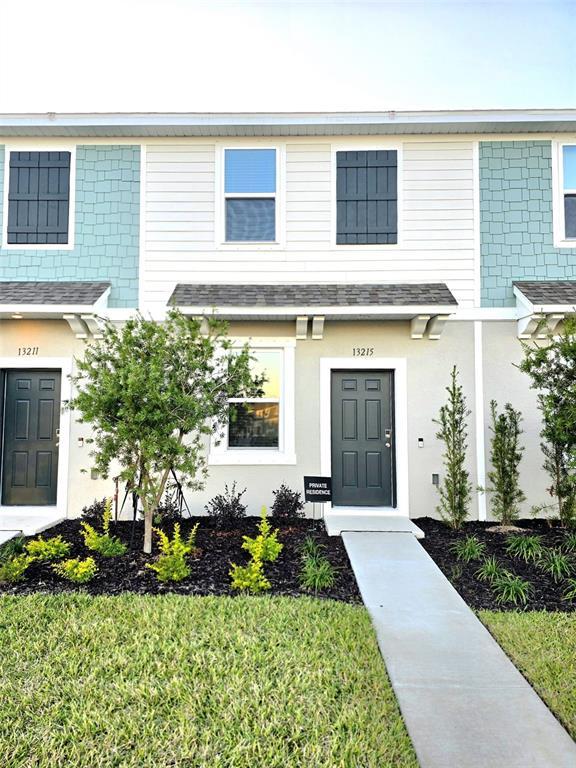 Foto del edificio - 13215 Forge Ave