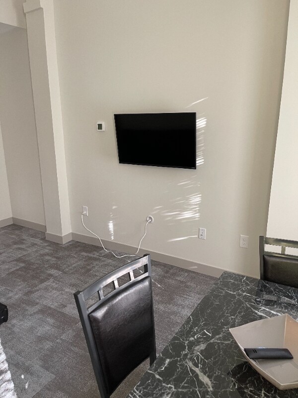 Foto del edificio - 1417 W 9th St