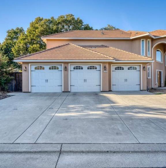 Building Photo - 7316 Bermuda Ct