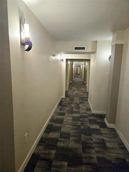 Building Photo - 533 NE 3rd Ave