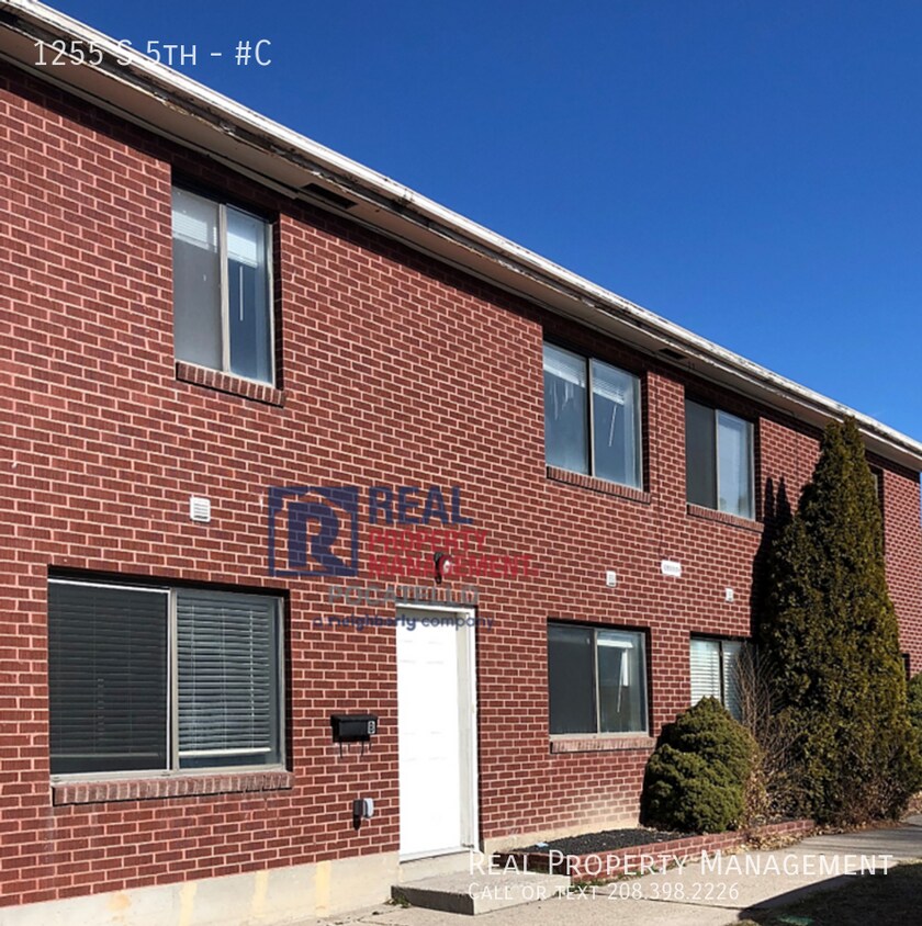 1255 S 5th Ave Unit C, Pocatello, ID 83201 Room for Rent in
