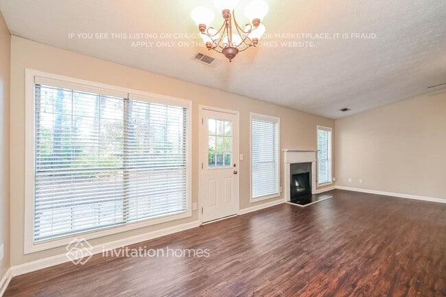 Foto del edificio - 143 Basil Ct