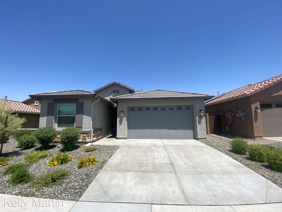Foto principal - 5 br, 3 bath House - 2216 W. Dunbar Dr