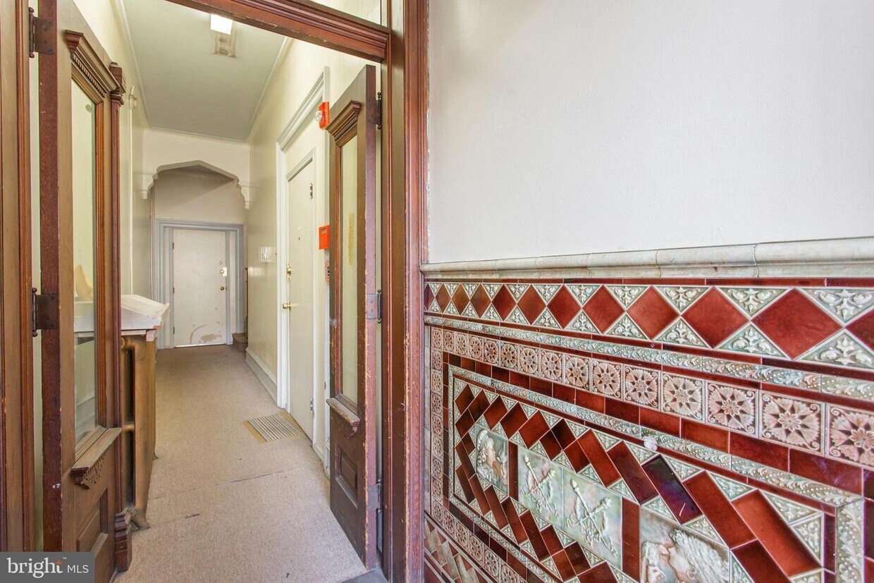 1342 W Westmoreland St Unit 2ND FLOOR, Philadelphia, PA 19140 Room