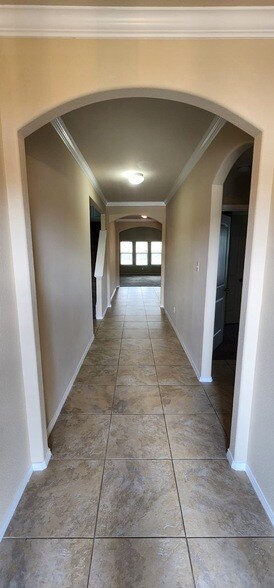 Foto del edificio - 1209 Nocona Dr