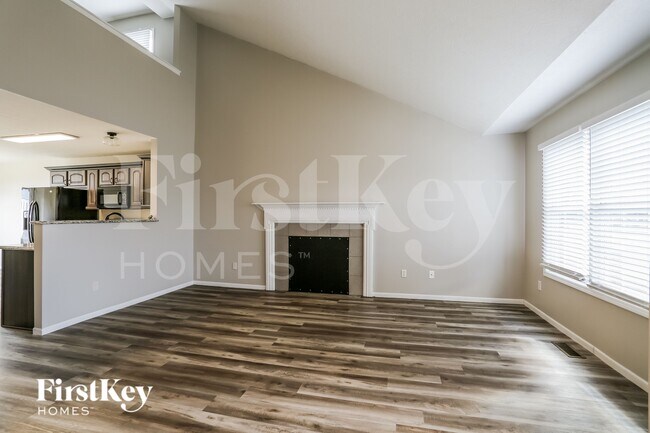 Foto del edificio - 5802 Wellbrid Drive