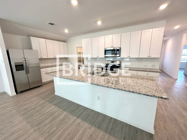 Building Photo - 1260 Treehouse Lane, New Braunfels, TX 78130