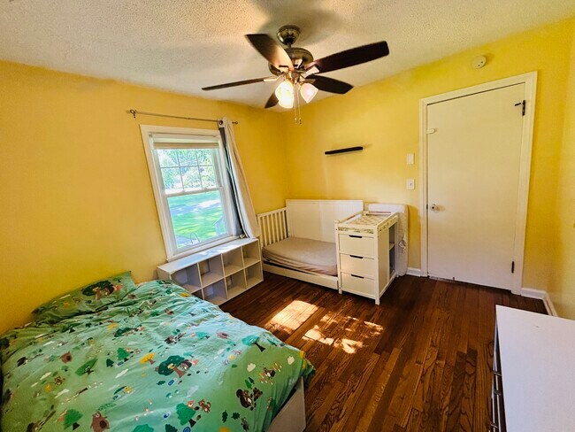 Foto del edificio - 15422 Fairfield St