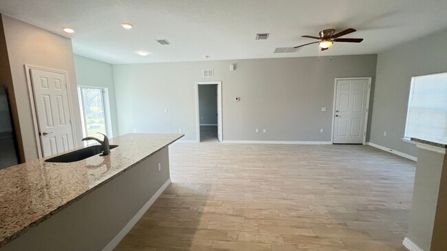 Building Photo - Beautiful, BRAND NEW 3 Bedroom, 2 Bathroom...