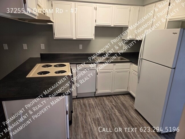 Building Photo - 37255 N Ootam Rd