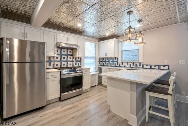 Foto del edificio - 204 Forest St