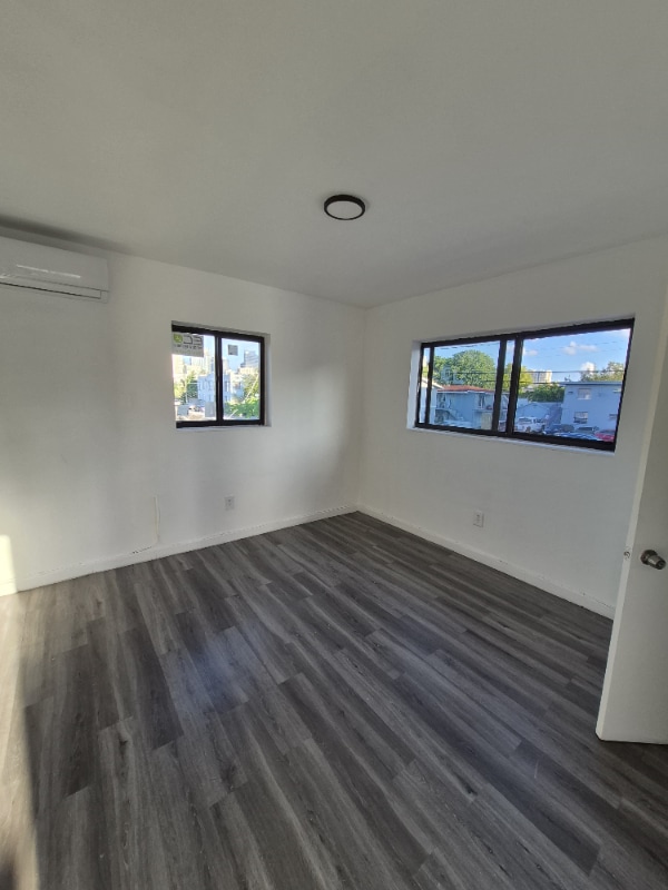 Photo - 1027 SW 3rd St Apartment