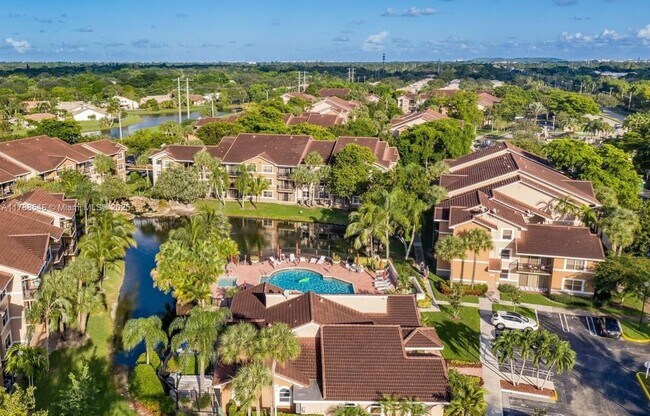 Foto del edificio - 8871 Wiles Rd