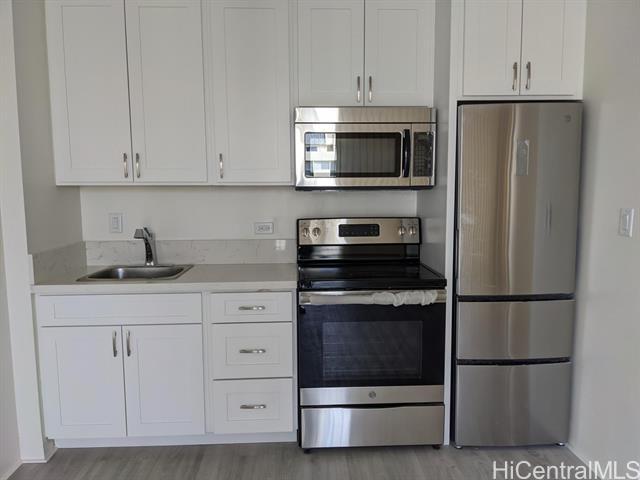 Building Photo - 2345 Ala Wai Blvd