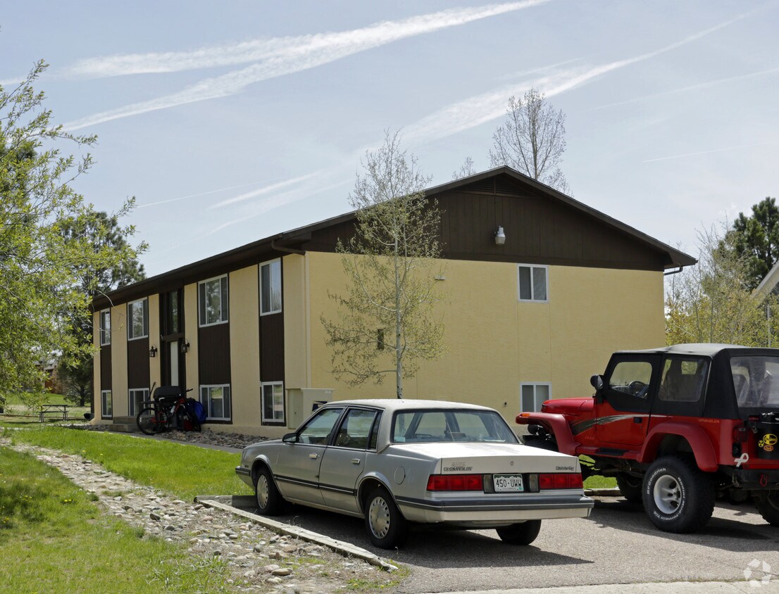 220 W 4th St, Monument, CO 80132 Apartments in Monument, CO