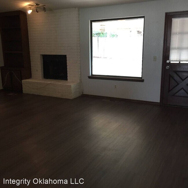 Foto del edificio - 3 br, 2 bath House - 1010 Castle Rd