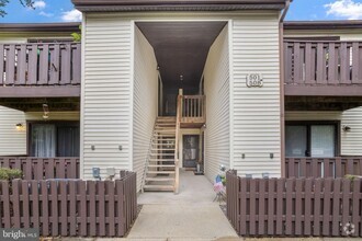 Building Photo - 501 Lindsey Ct