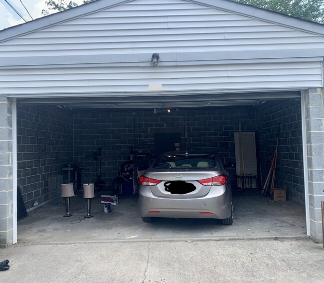 Foto del edificio - 1015 DeKalb St