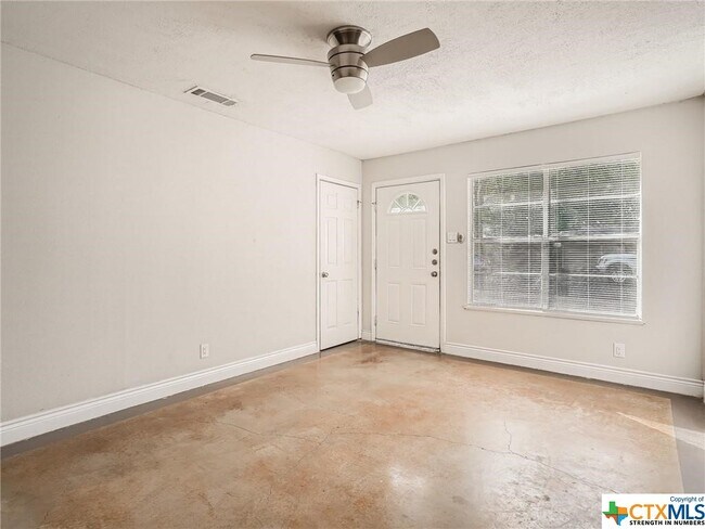 Foto del edificio - 414 Sarah St