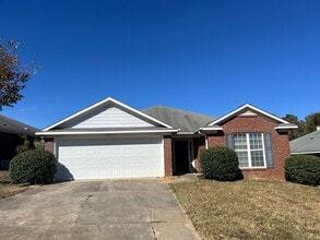 Building Photo - 8037 Garrett Pines Dr