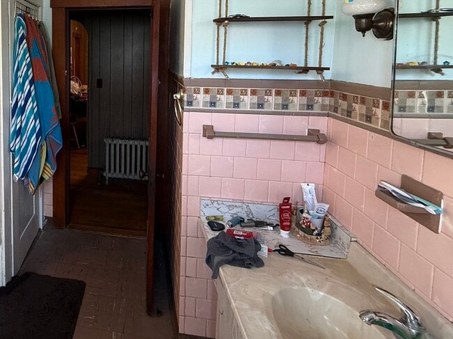 Foto del edificio - 931 Worcester Rd