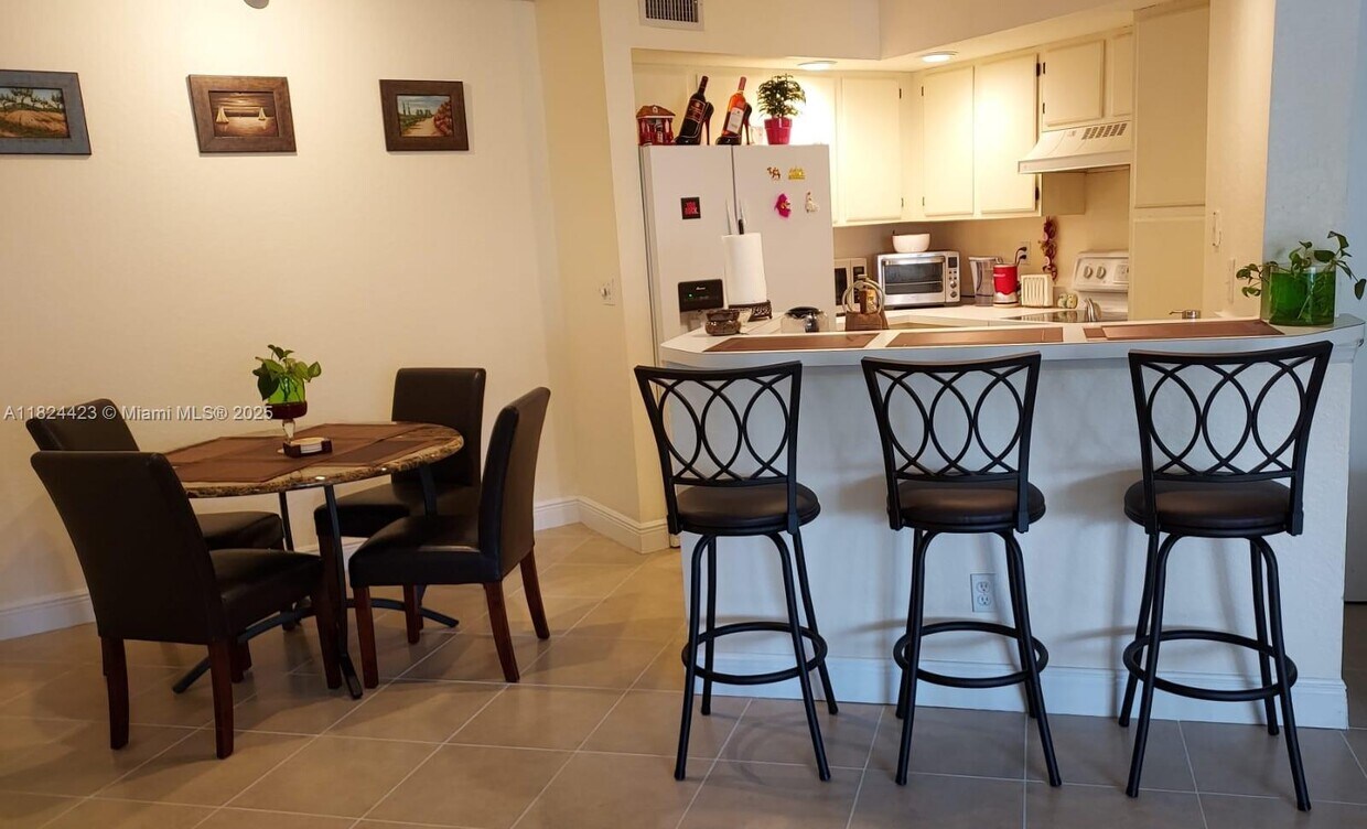 Foto principal - 437 Vista Isles Dr