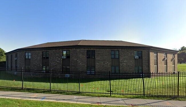 Building Photo - 1919 N 11th St