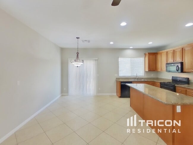 Building Photo - 2204 Turtle Beach Ave