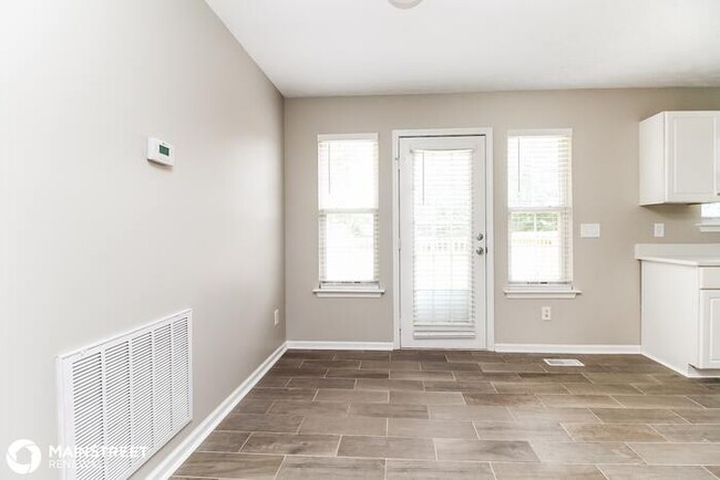 Foto del edificio - 220 Jonathan Way, Murfreesboro, TN 37127