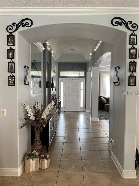 Foto del edificio - 2024 Bridgeview Cir