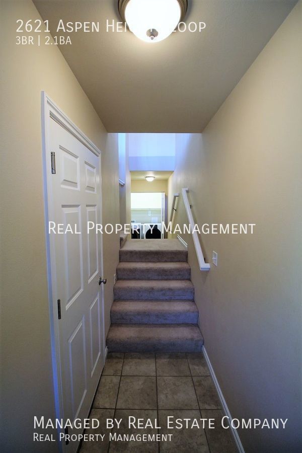 Building Photo - Newer Construction Three Bed Townhome in A...