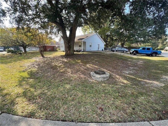 Foto del edificio - 303 Timber Ridge Dr