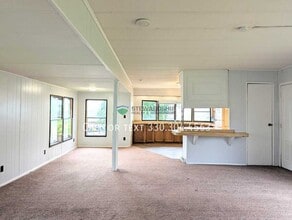 Building Photo - 5576 Edgar St