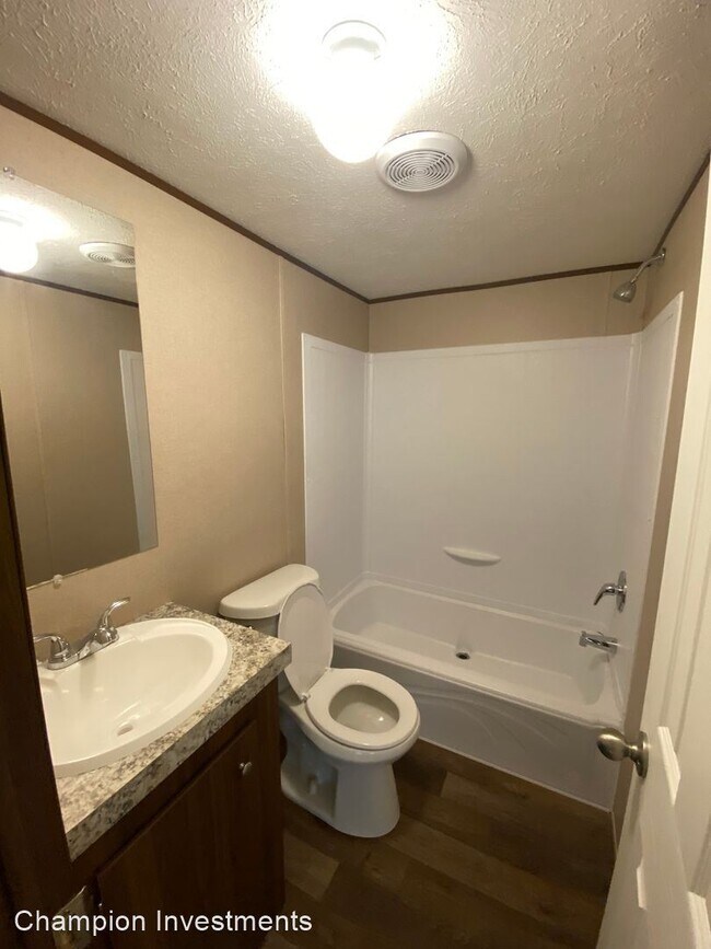Building Photo - 3 br, 2 bath House - 104 Kern Ct