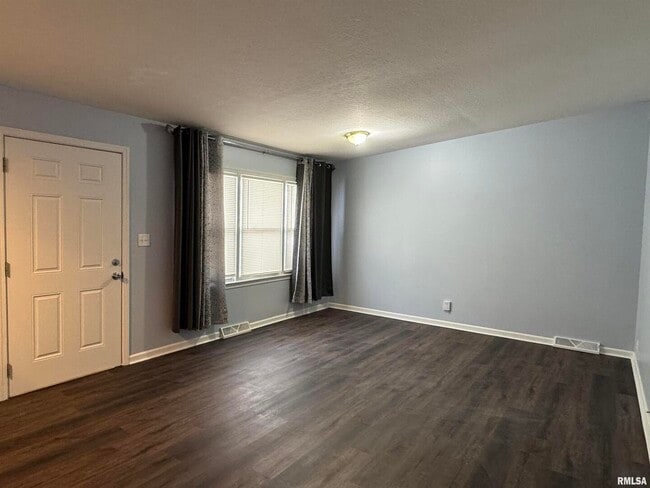 Building Photo - 3812 Mississippi Ave